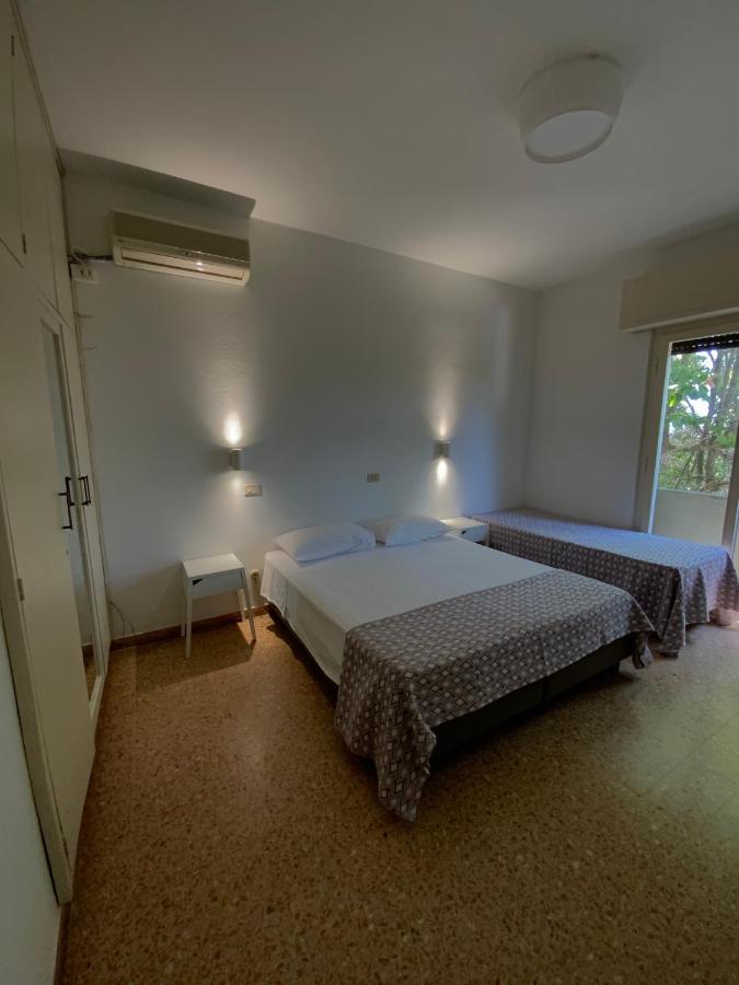Hotel Naviglio مارينا دي بييتراسانْت المظهر الخارجي الصورة