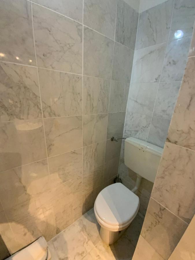 Hotel Naviglio مارينا دي بييتراسانْت المظهر الخارجي الصورة