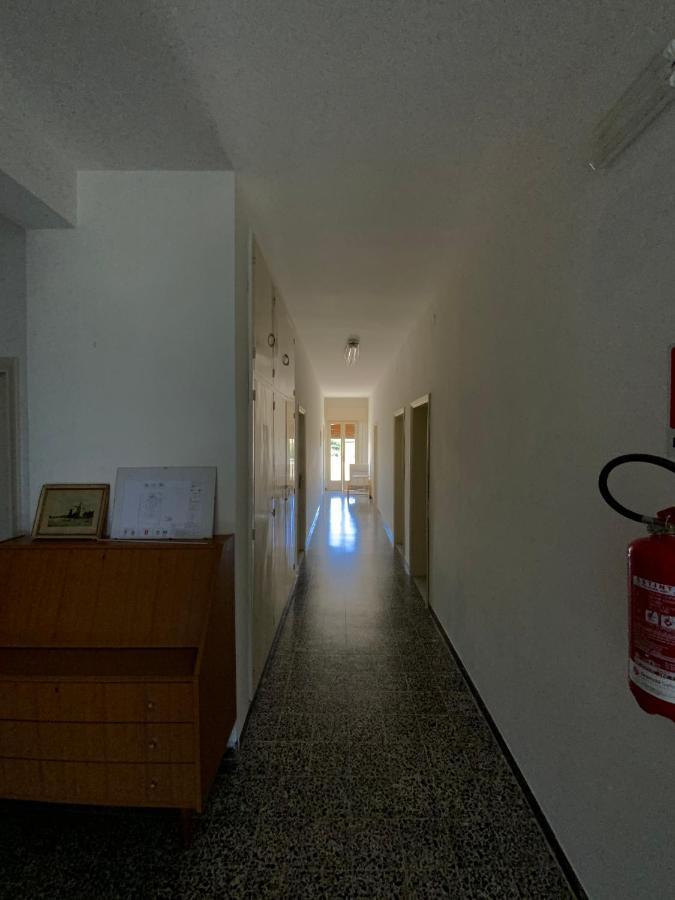 Hotel Naviglio مارينا دي بييتراسانْت المظهر الخارجي الصورة